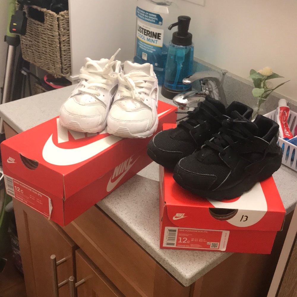 Nike Huaraches size 12c Kids